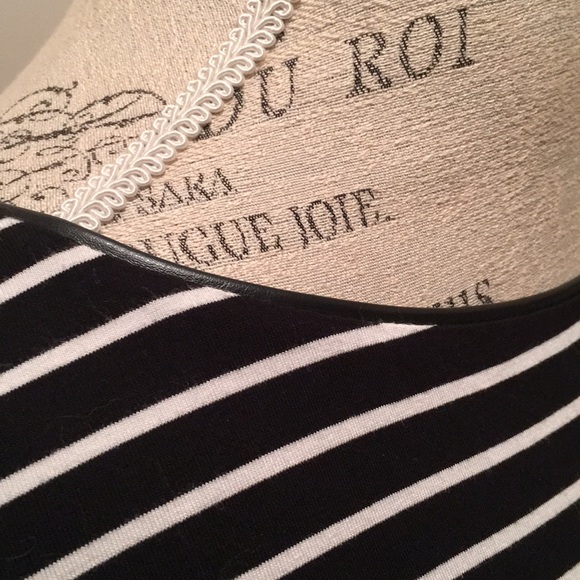 WHBM Top - Picture 4 of 4